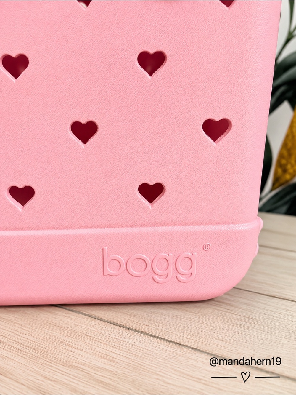 BOGG BAG Pink Heart Cutout Tote - Picture 2 of 3